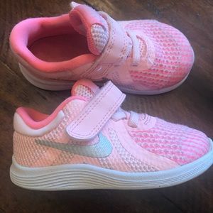 Nike 6c pink/silver
